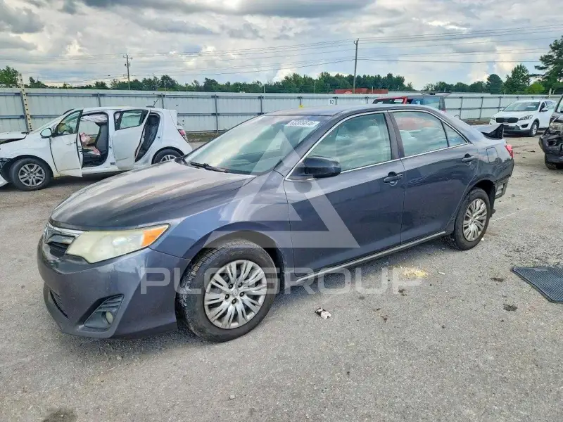 2012 Toyota CAMRY фото
