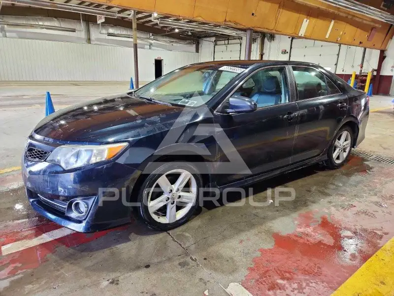 2012 Toyota CAMRY фото