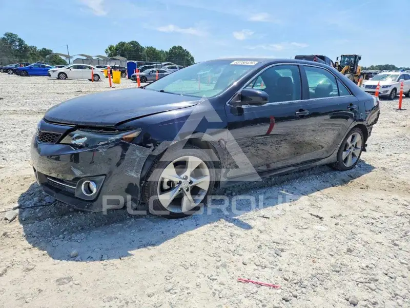 2012 Toyota CAMRY фото
