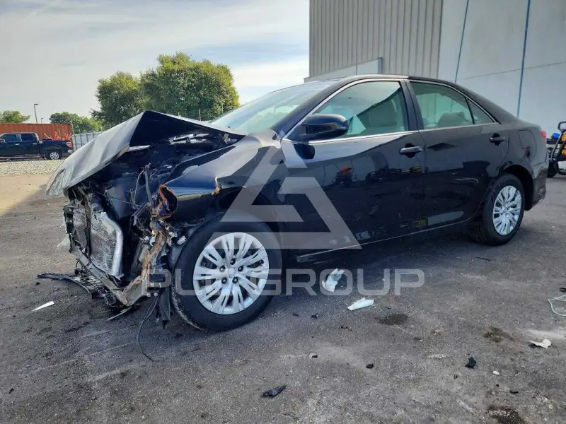 2012 Toyota CAMRY photo