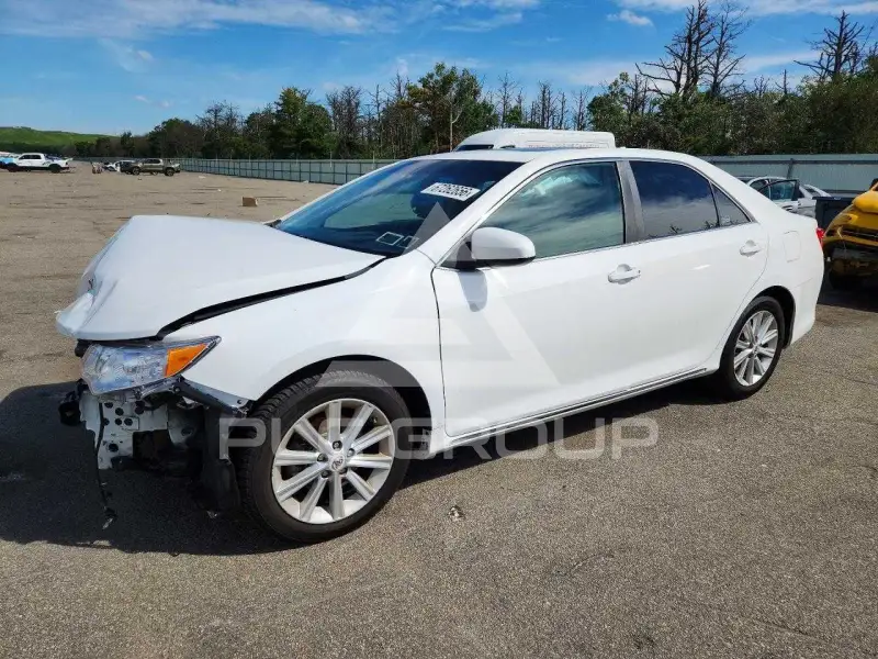 2012 Toyota CAMRY photo