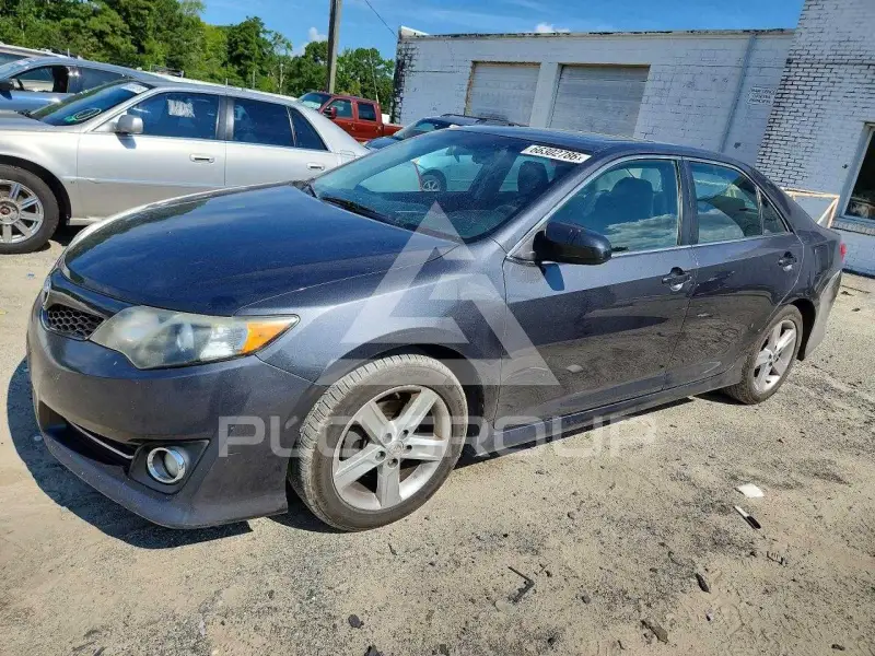 2012 Toyota CAMRY фото