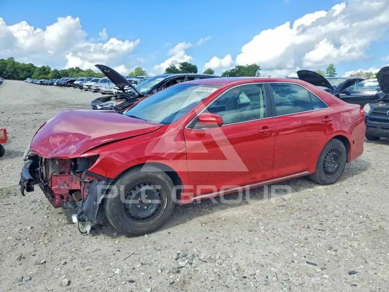2012 Toyota CAMRY фото