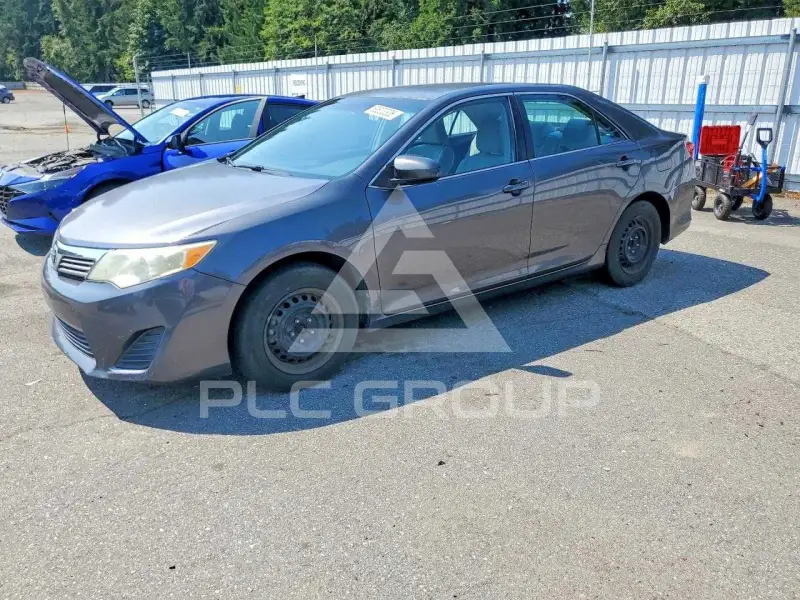2012 Toyota CAMRY фото