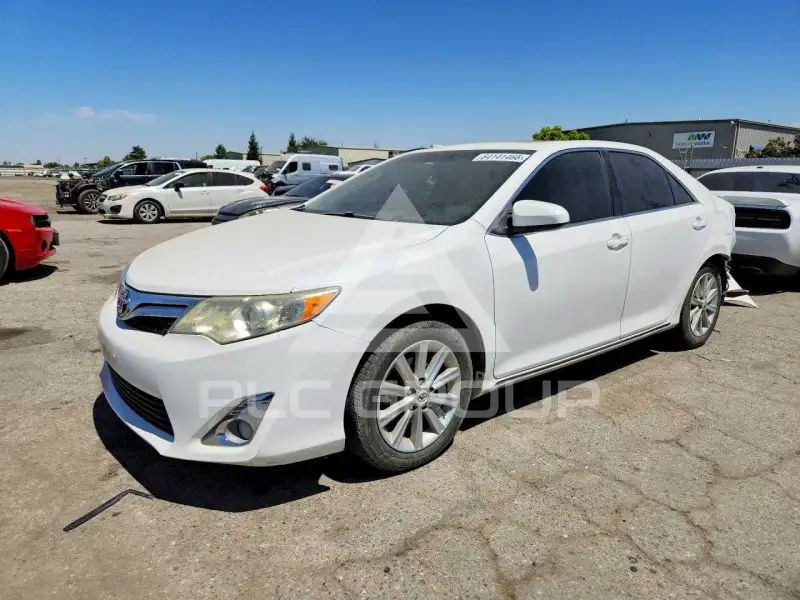2012 Toyota CAMRY фото