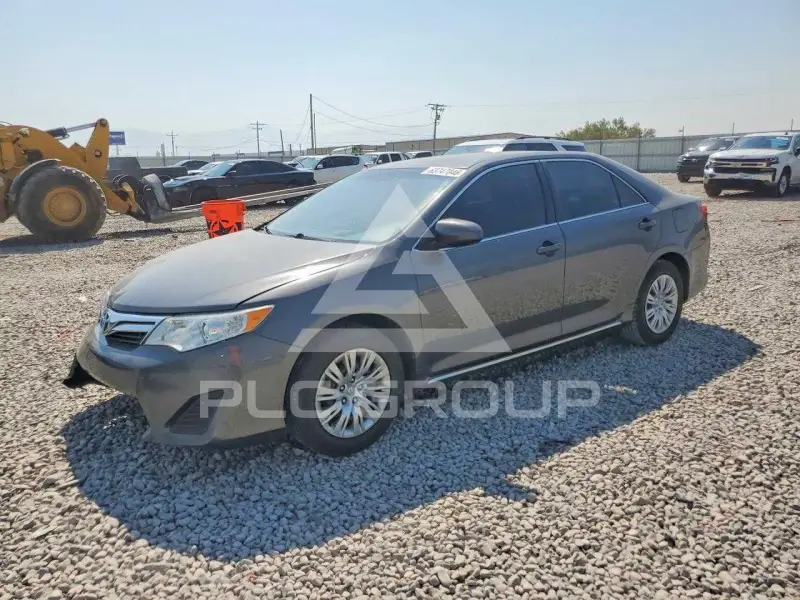 2012 Toyota CAMRY фото