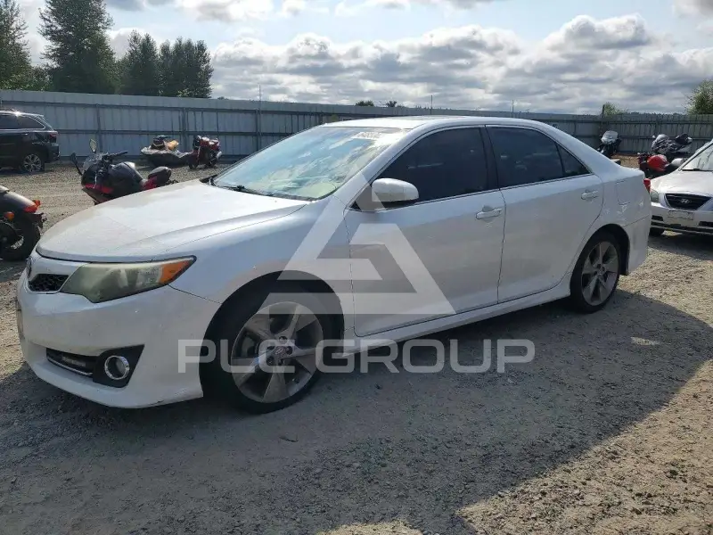 2012 Toyota CAMRY фото