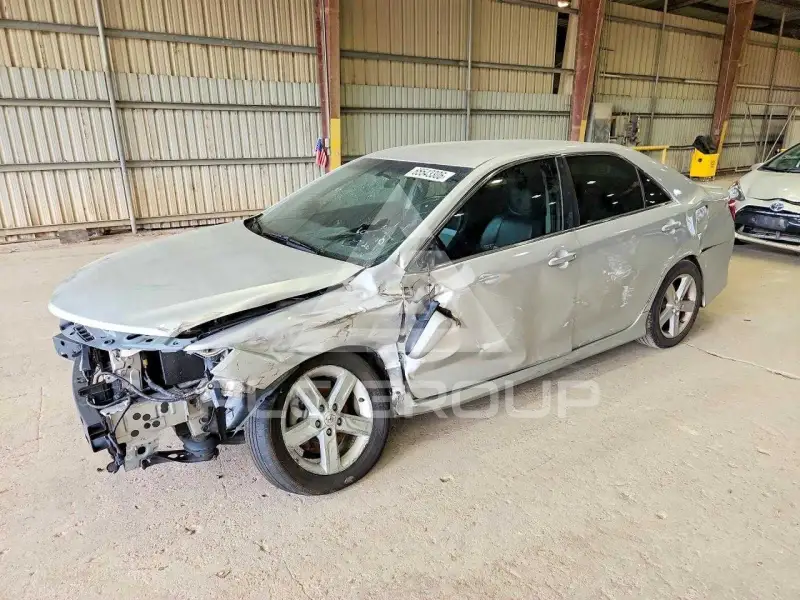 2012 Toyota CAMRY photo