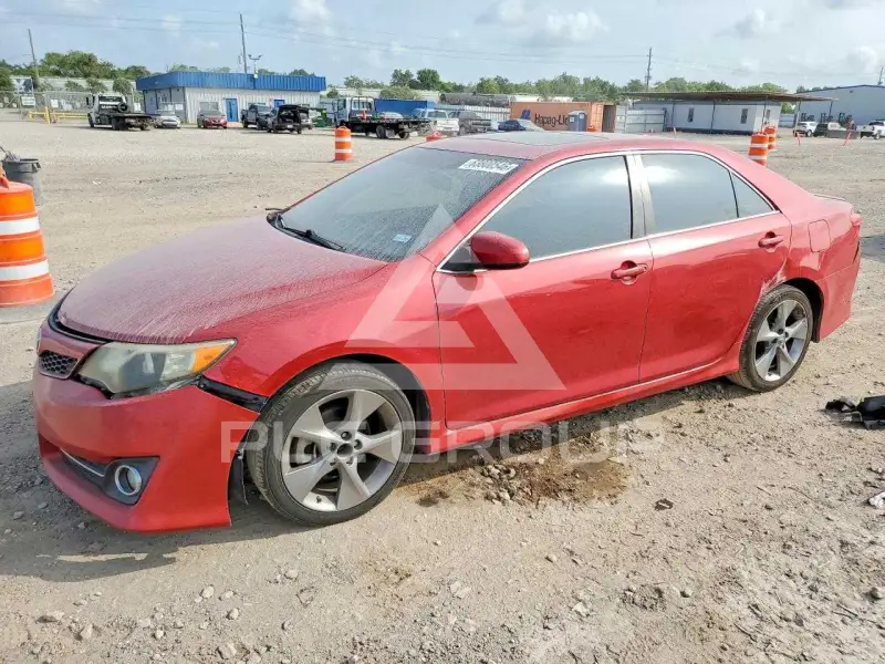 2012 Toyota CAMRY фото