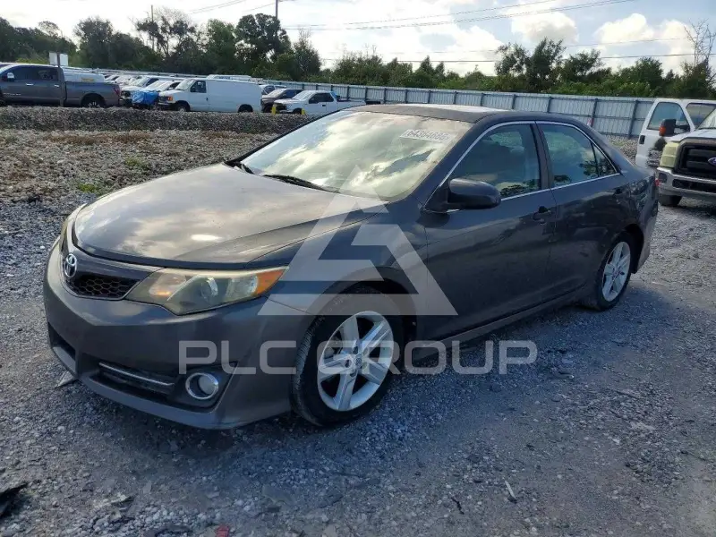 2012 Toyota CAMRY photo