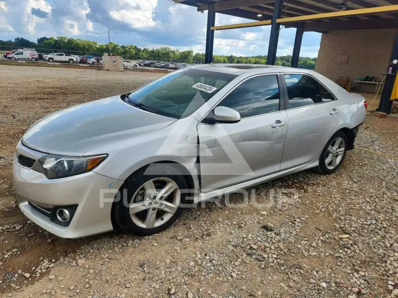 2012 Toyota CAMRY photo