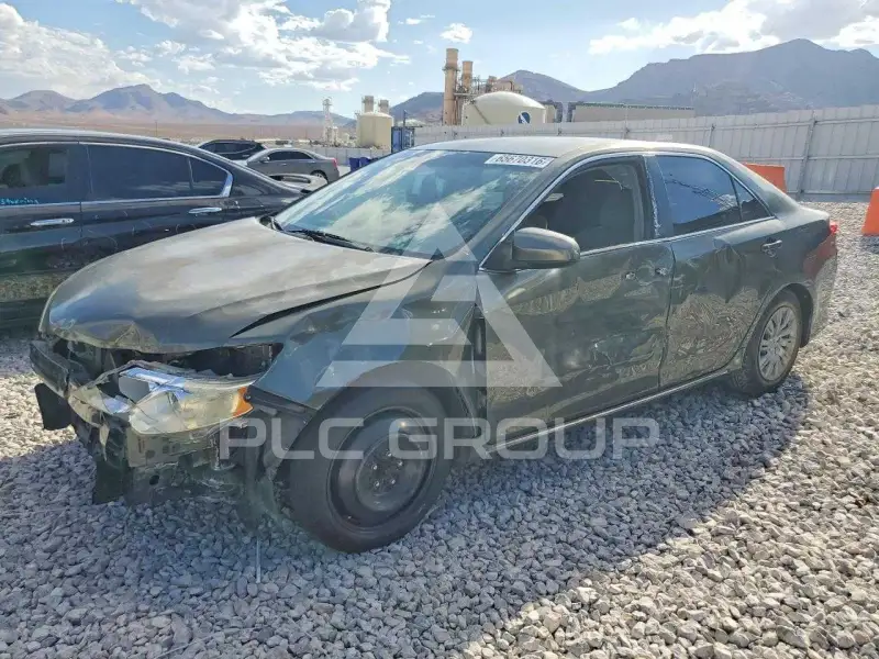 2012 Toyota CAMRY фото