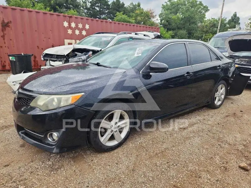 2012 Toyota CAMRY фото
