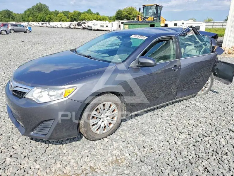 2012 Toyota CAMRY фото