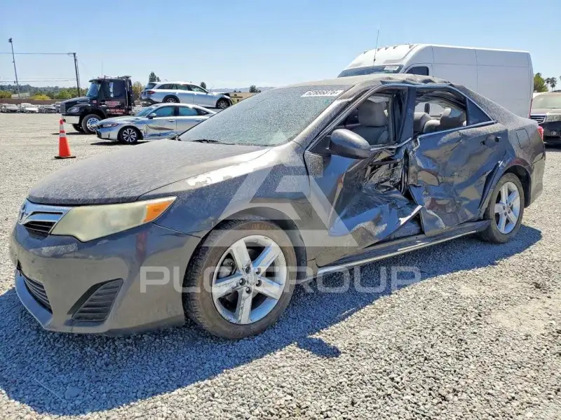 2012 Toyota CAMRY photo
