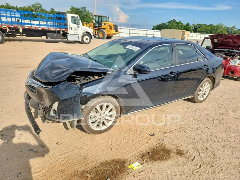 2012 Toyota CAMRY фото