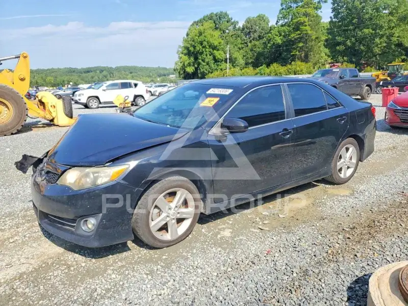 2012 Toyota CAMRY photo