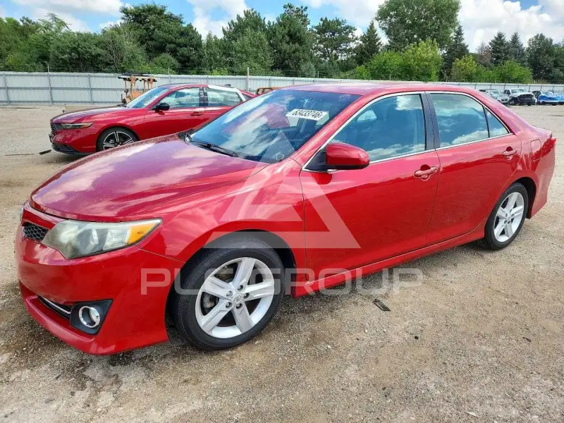 2012 Toyota CAMRY фото