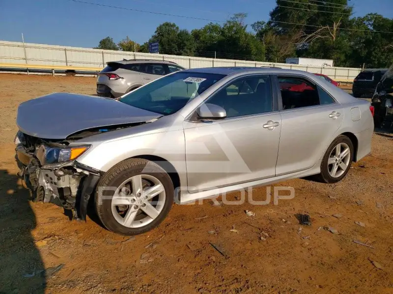 2012 Toyota CAMRY photo