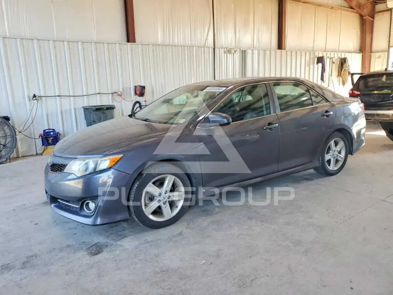2012 Toyota CAMRY фото