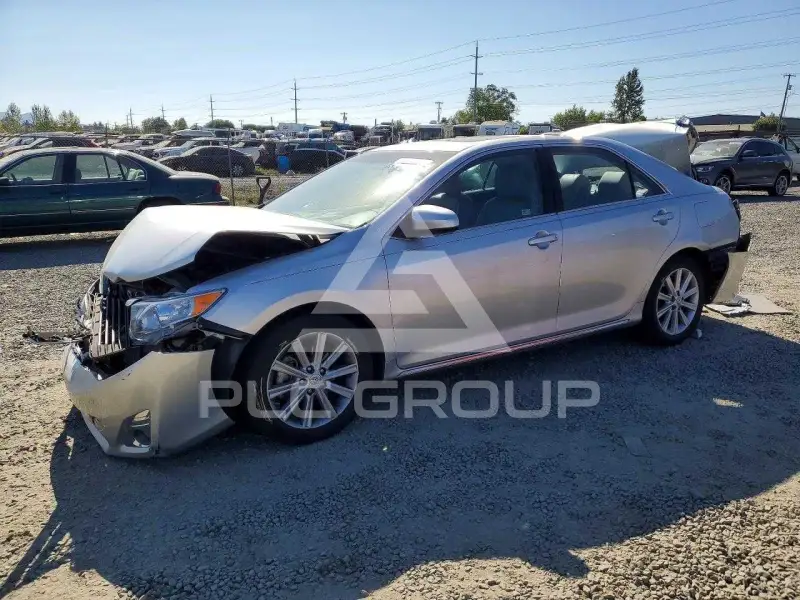 2012 Toyota CAMRY photo