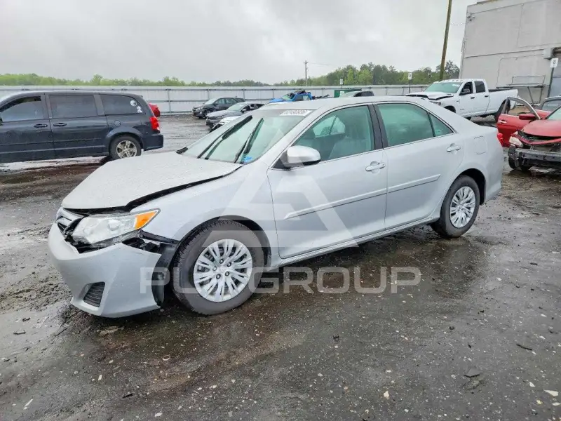 2012 Toyota CAMRY фото