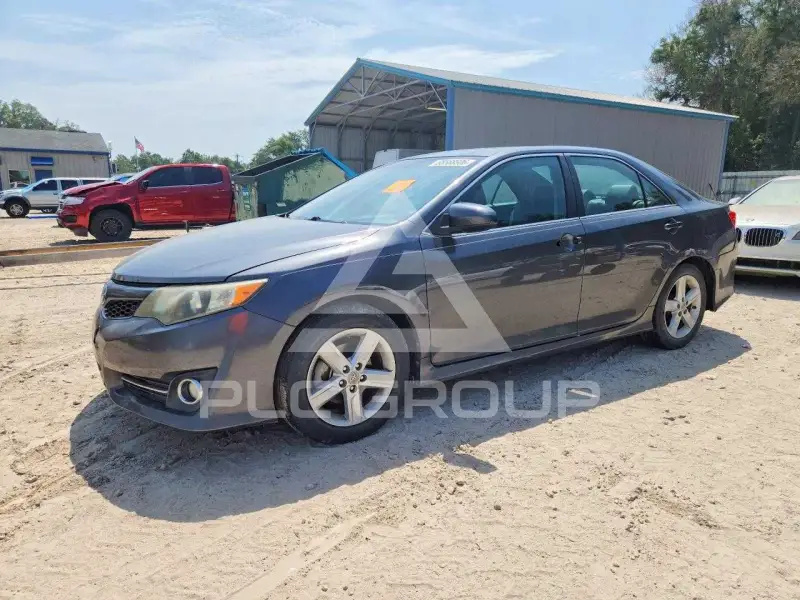 2012 Toyota CAMRY фото