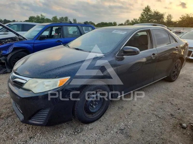 2012 Toyota CAMRY фото