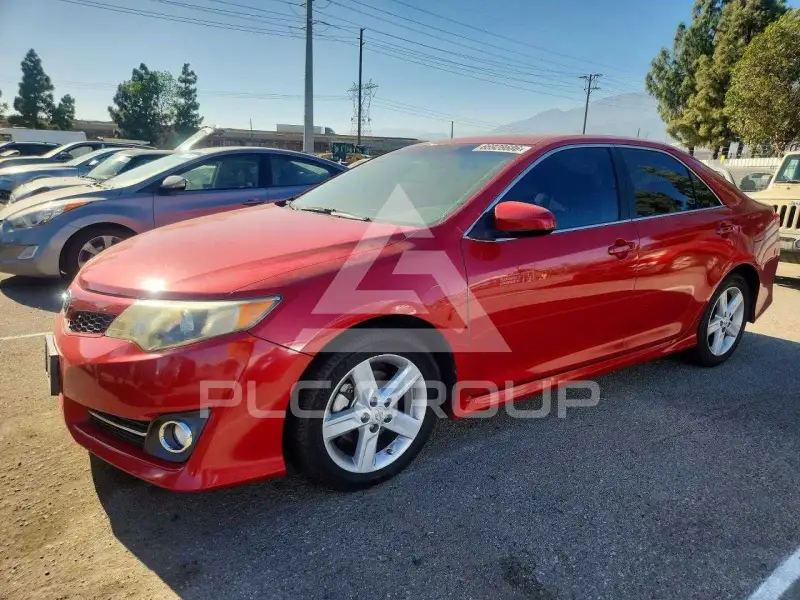 2012 Toyota CAMRY фото