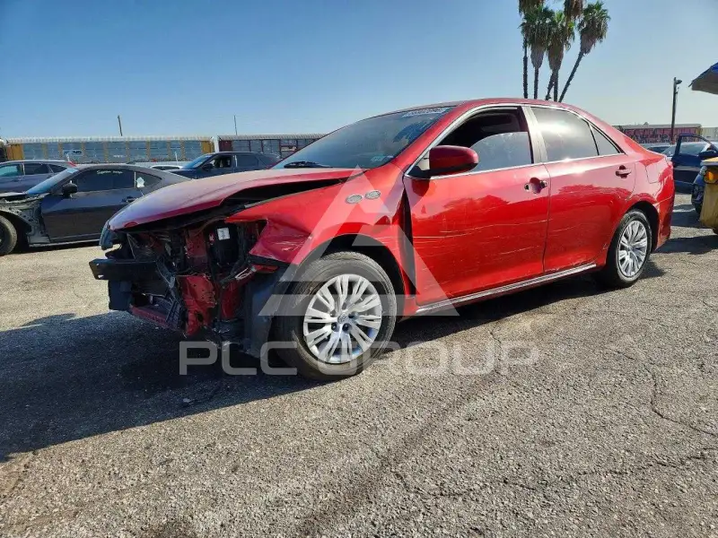 2012 Toyota CAMRY фото