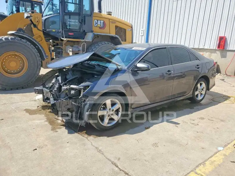 2012 Toyota CAMRY photo