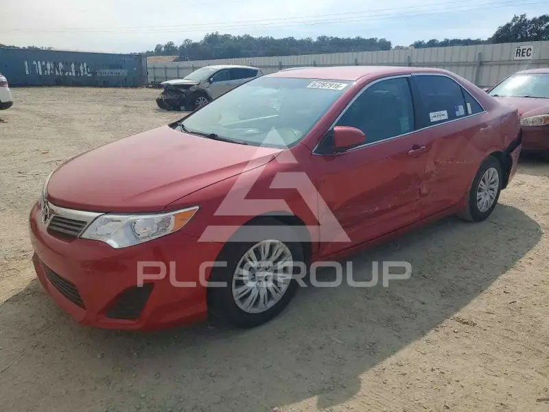 2012 Toyota CAMRY фото