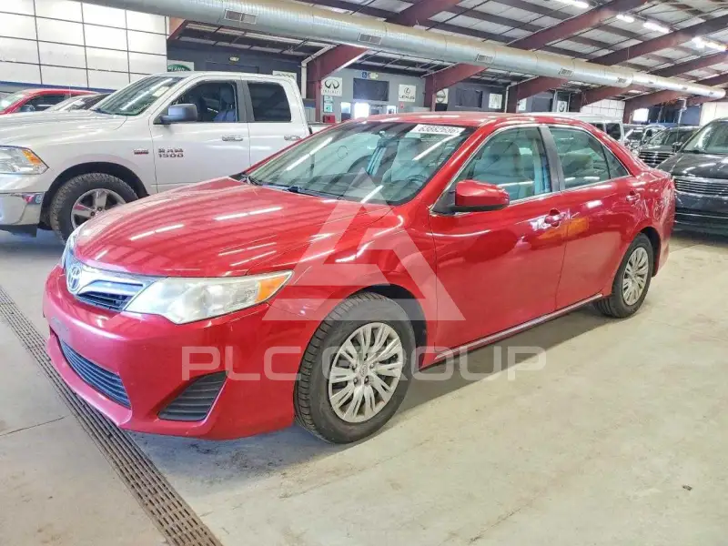 2012 Toyota CAMRY фото