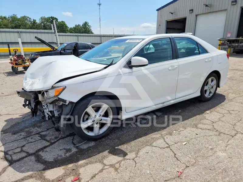 2012 Toyota CAMRY photo