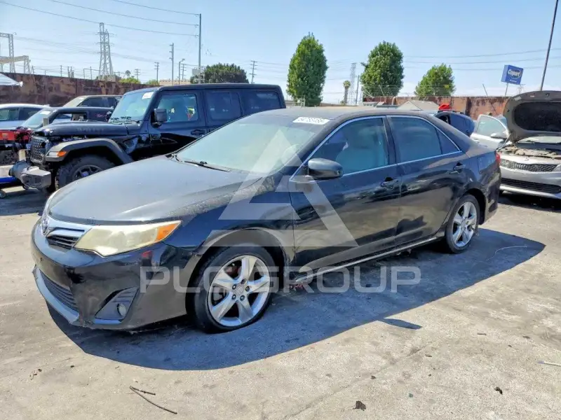 2012 Toyota CAMRY photo