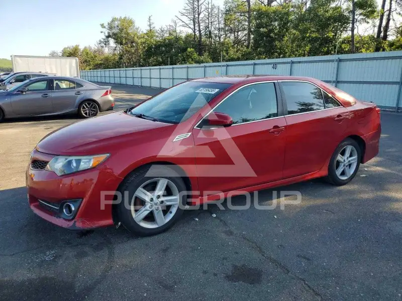 2012 Toyota CAMRY фото