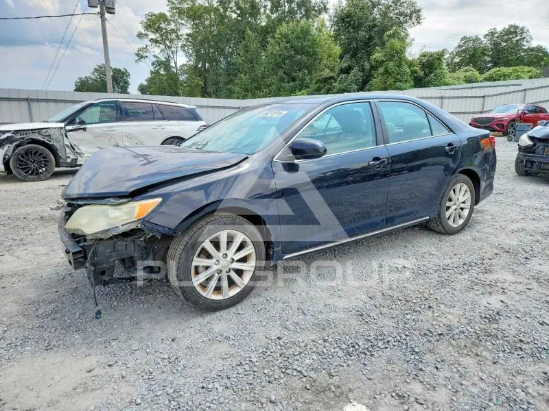2012 Toyota CAMRY фото