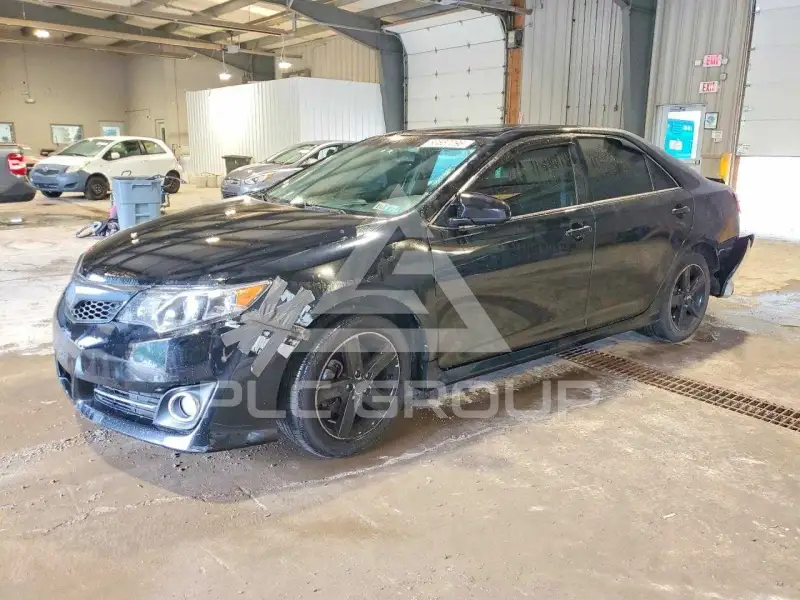 2012 Toyota CAMRY фото