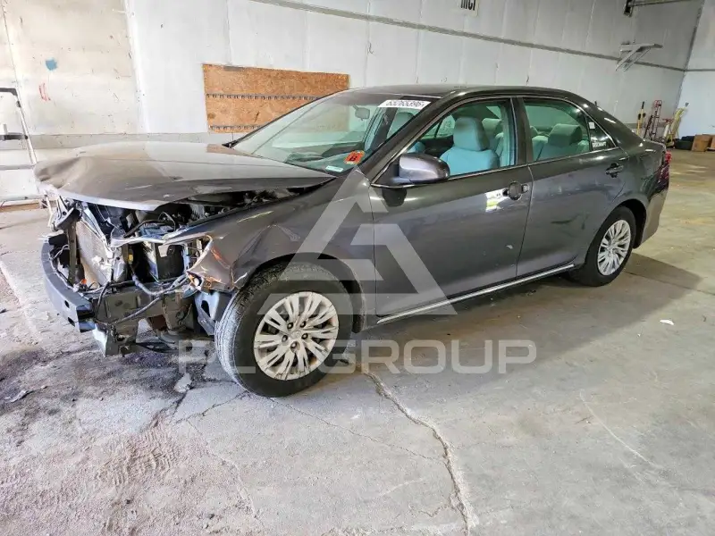 2012 Toyota CAMRY фото