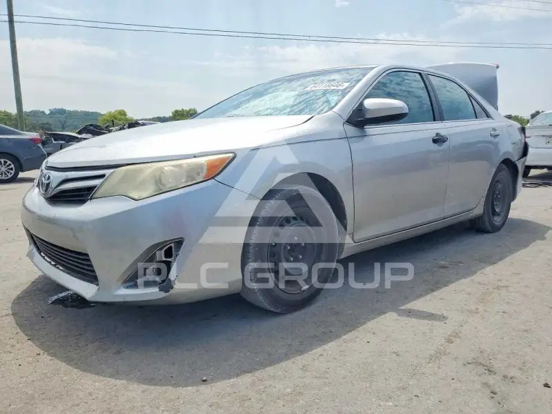 2012 Toyota CAMRY фото