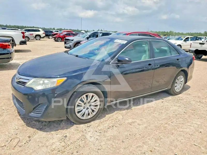2012 Toyota CAMRY фото