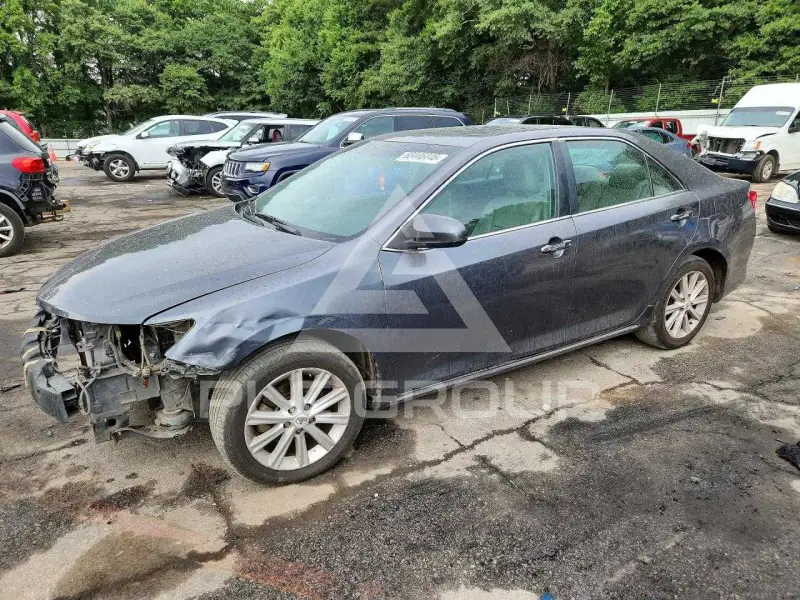 2012 Toyota CAMRY фото