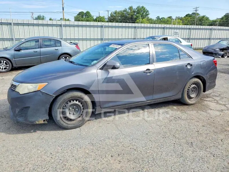 2012 Toyota CAMRY фото