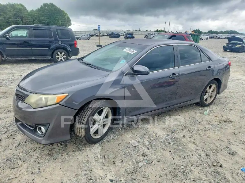 2012 Toyota CAMRY photo