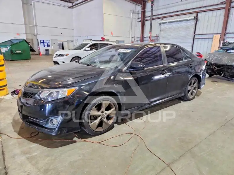 2012 Toyota CAMRY фото