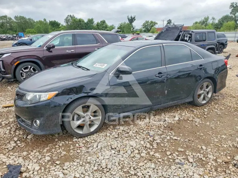2012 Toyota CAMRY фото