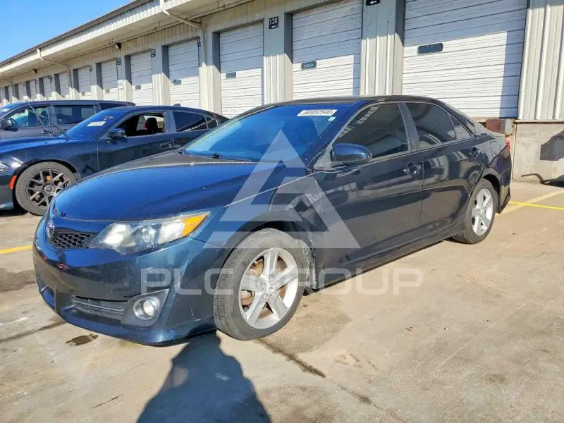 2012 Toyota CAMRY photo
