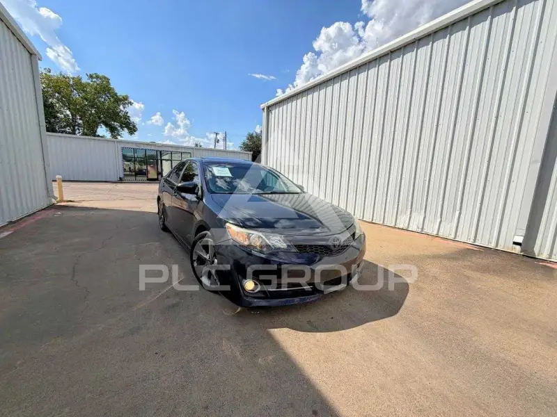 2012 Toyota CAMRY photo