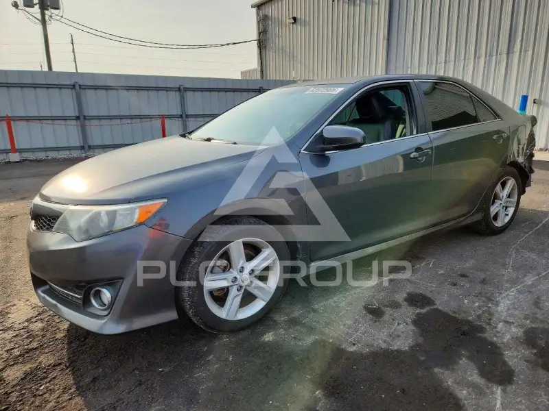 2012 Toyota CAMRY photo