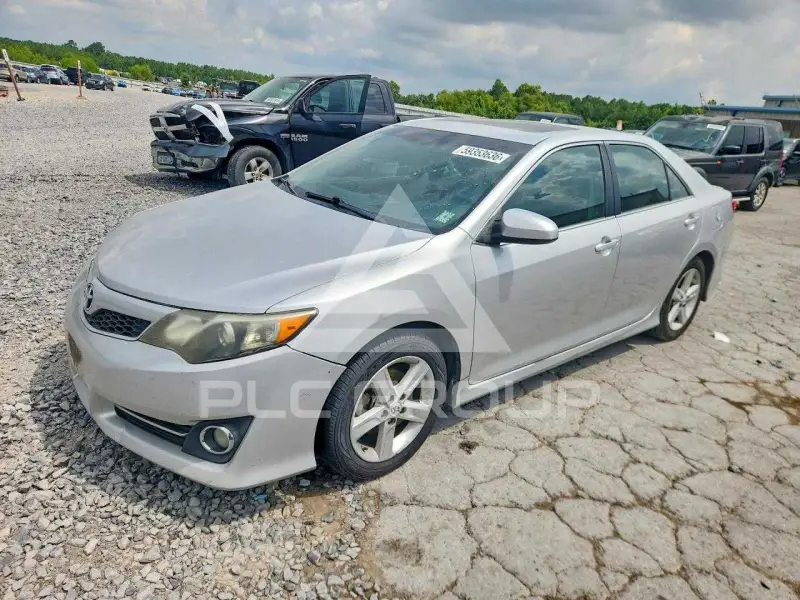 2012 Toyota CAMRY photo